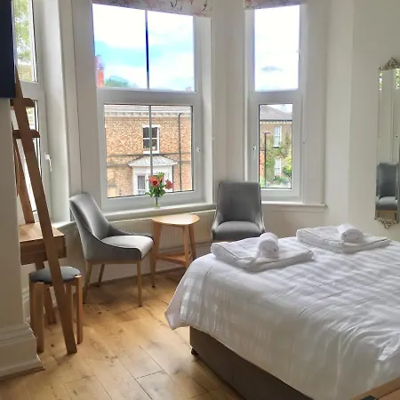 Guest house The Old Vic